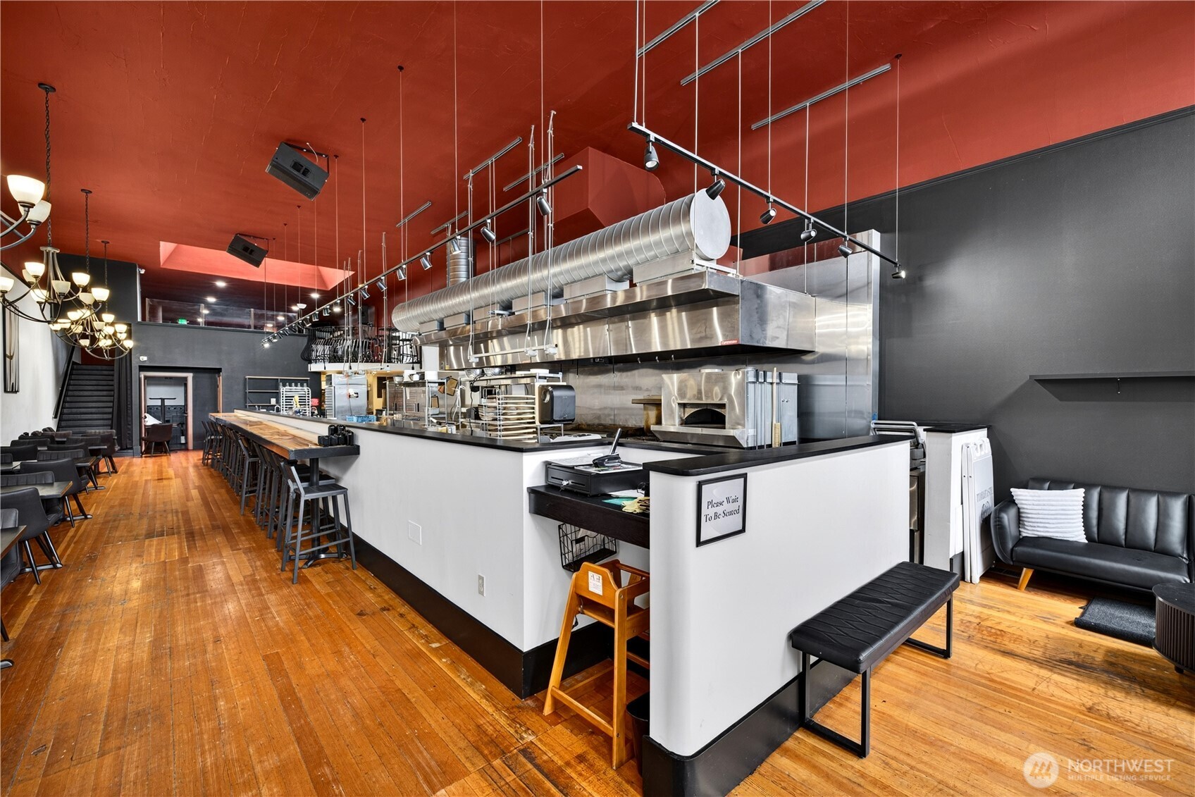 414 Commercial Avenue