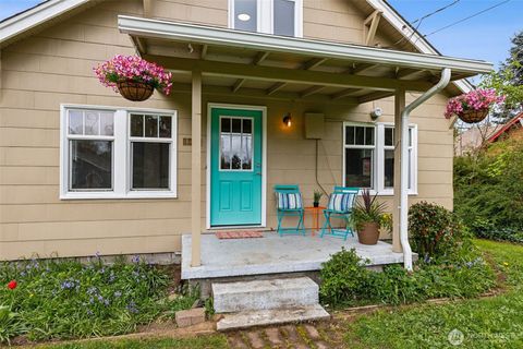 Photo of 1008 Frederick Street SE, Olympia, WA 98501 (MLS # 2512109)