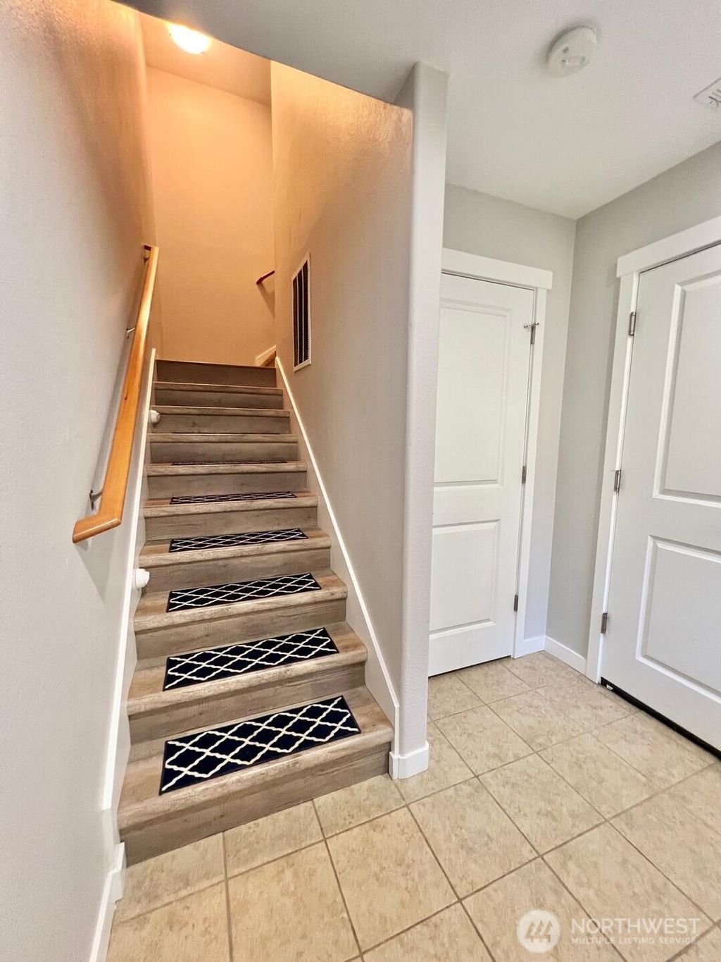 Photo of 2006 112th Street SW, Everett, WA 98204 (MLS # 2420319)