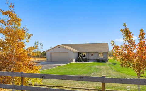 Photo of 1310 Clarke Road, Ellensburg, WA 98926 (MLS # 2446019)