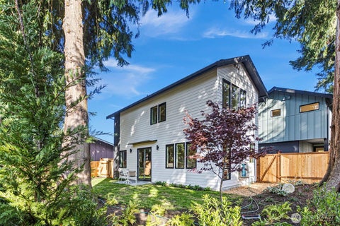 Photo of 12841 NE 112th Street, Kirkland, WA 98033 (MLS # 2594275)