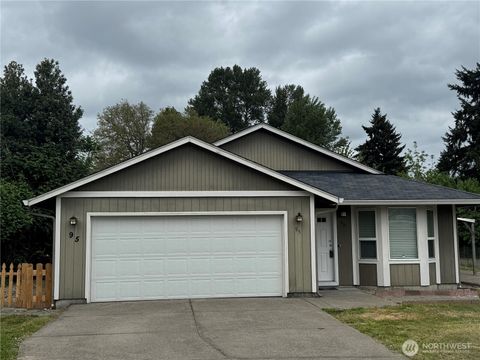 Photo of 95 Barnes Street, Kelso, WA 98626 (MLS # 2518496)