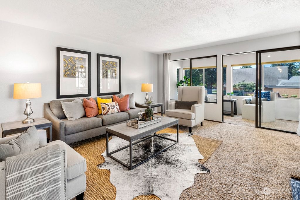 Photo of 132 N 132nd Street #203, Seattle, WA 98133 (MLS # 2141973)