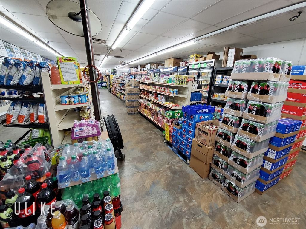 Photo of 4641 N Track Road, Wapato, WA 98951 (MLS # 2502702)