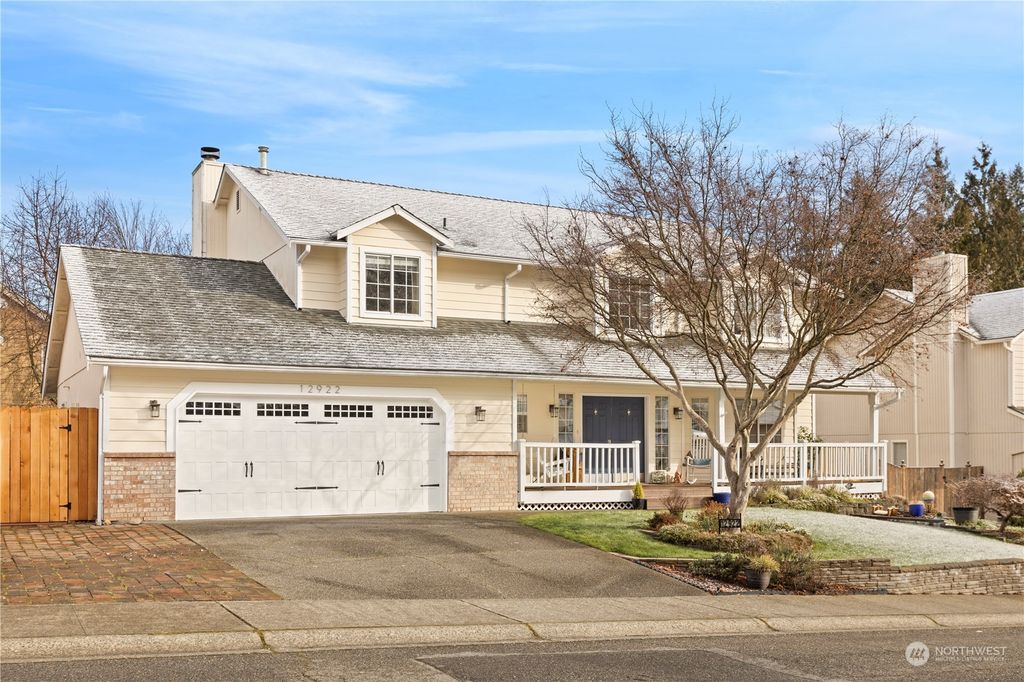 Photo of 12922 SE 217th Place, Kent, WA 98031 (MLS # 2204729)