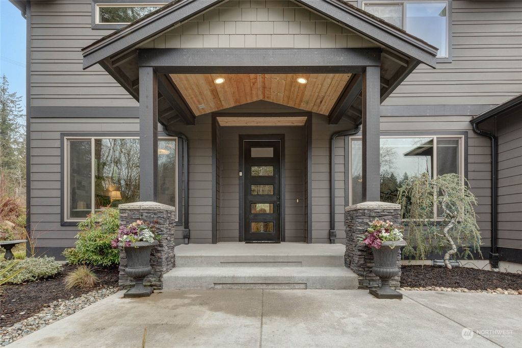 Photo of 20923 114th Avenue SE, Snohomish, WA 98296 (MLS # 2039563)