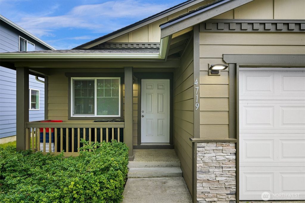 Photo of 4719 Sandcastle Drive, Blaine, WA 98230 (MLS # 2514858)