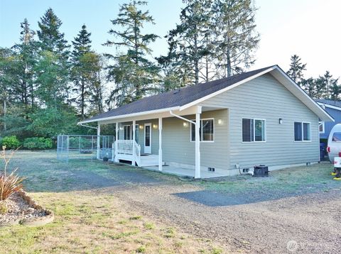 Photo of 281 Cakesosta Street SE, Ocean Shores, WA 98569 (MLS # 2428728)