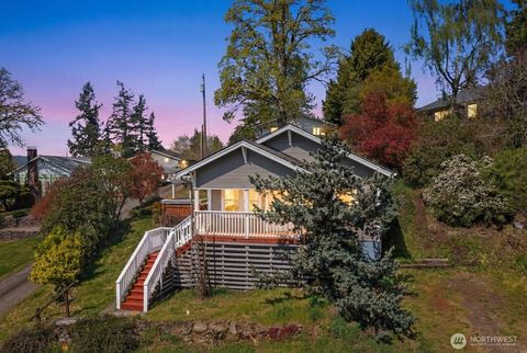 Photo of 20 Ashland Loop, Kalama, WA 98625 (MLS # 2502926)