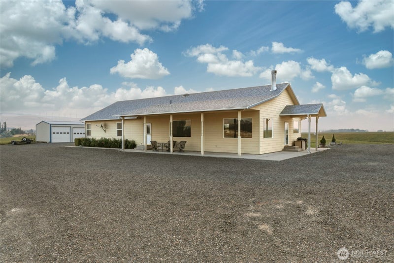 711 Watson Loop