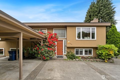 Photo of 1623 2nd Street, Kirkland, WA 98033 (MLS # 2523520)