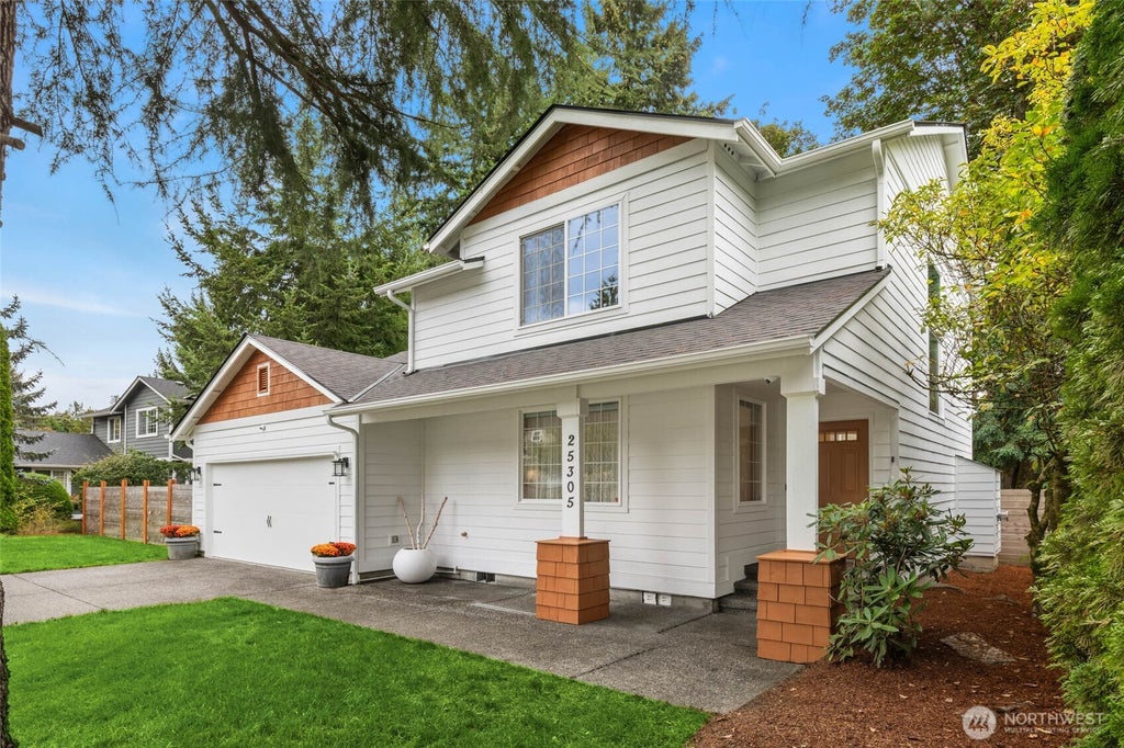 Photo of 25305 Cumberland Place, Black Diamond, WA 98010 (MLS # 2586633)