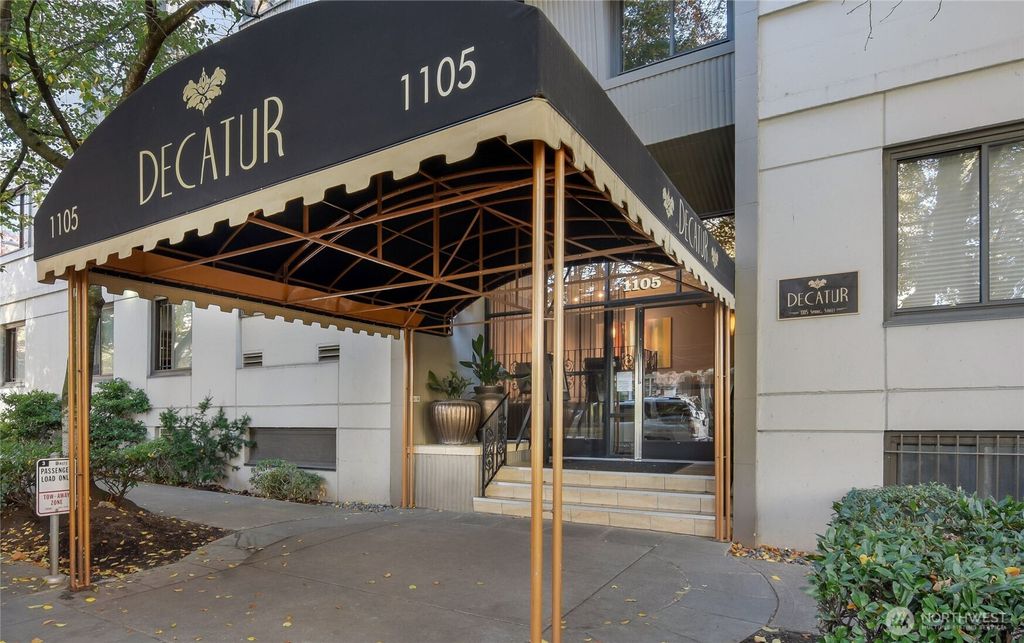 Photo of 1105 Spring St St #504, Seattle, WA 98104 (MLS # 2466716)