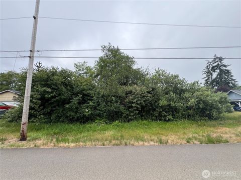 Photo of 0 NKA W Farrell Street, Aberdeen, WA 98520 (MLS # 2552412)
