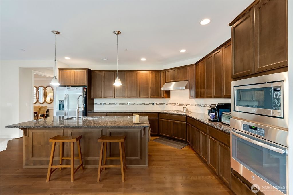 Photo of 5418 165th Place SW, Lynnwood, WA 98037 (MLS # 2447084)