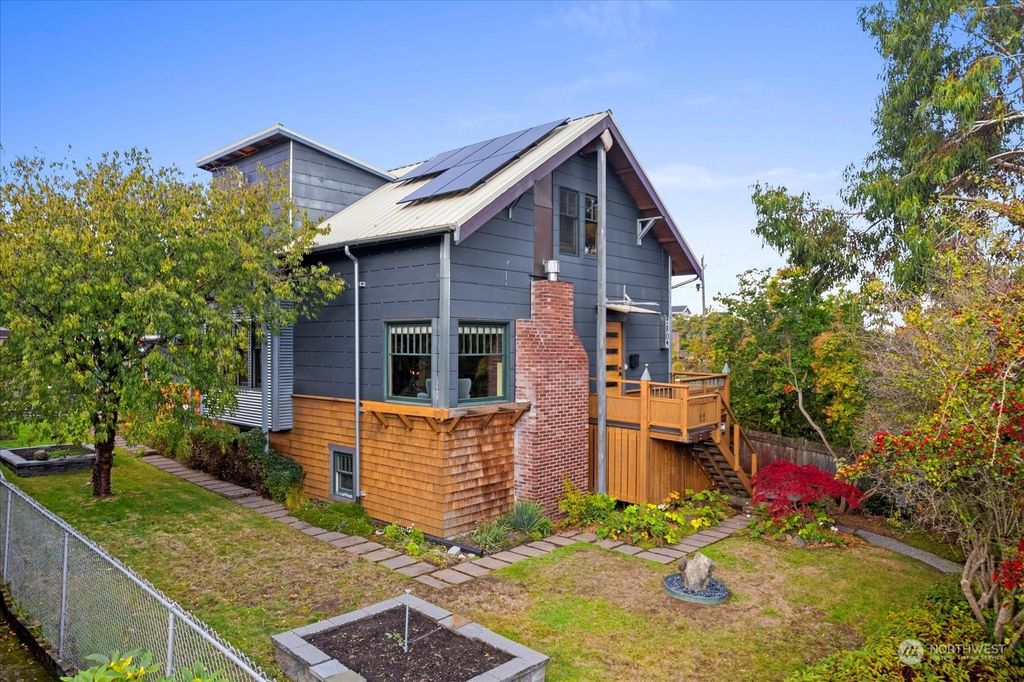Photo of 2809 21st Avenue S, Seattle, WA 98144 (MLS # 2305206)