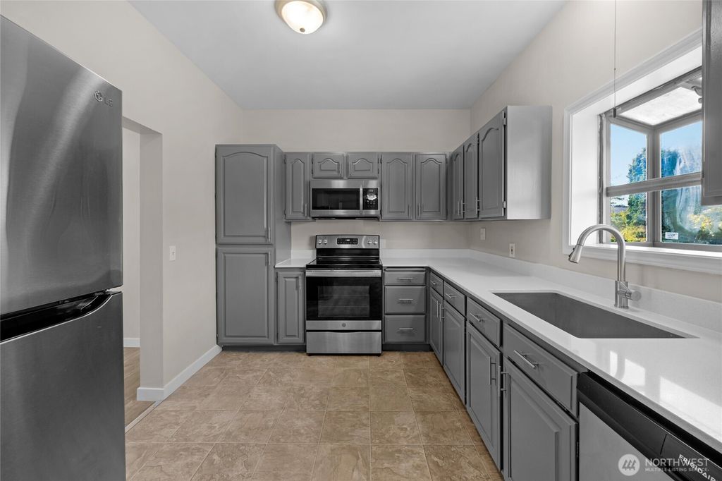 Photo of 1925 Lombard Avenue #A, Everett, WA 98201 (MLS # 2478214)