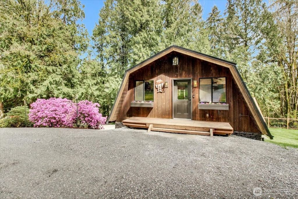 Photo of 22600 Wallitner Road, Arlington, WA 98223 (MLS # 2356993)