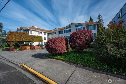 Photo of 233 3rd Avenue S #304, Edmonds, WA 98020 (MLS # 2447563)