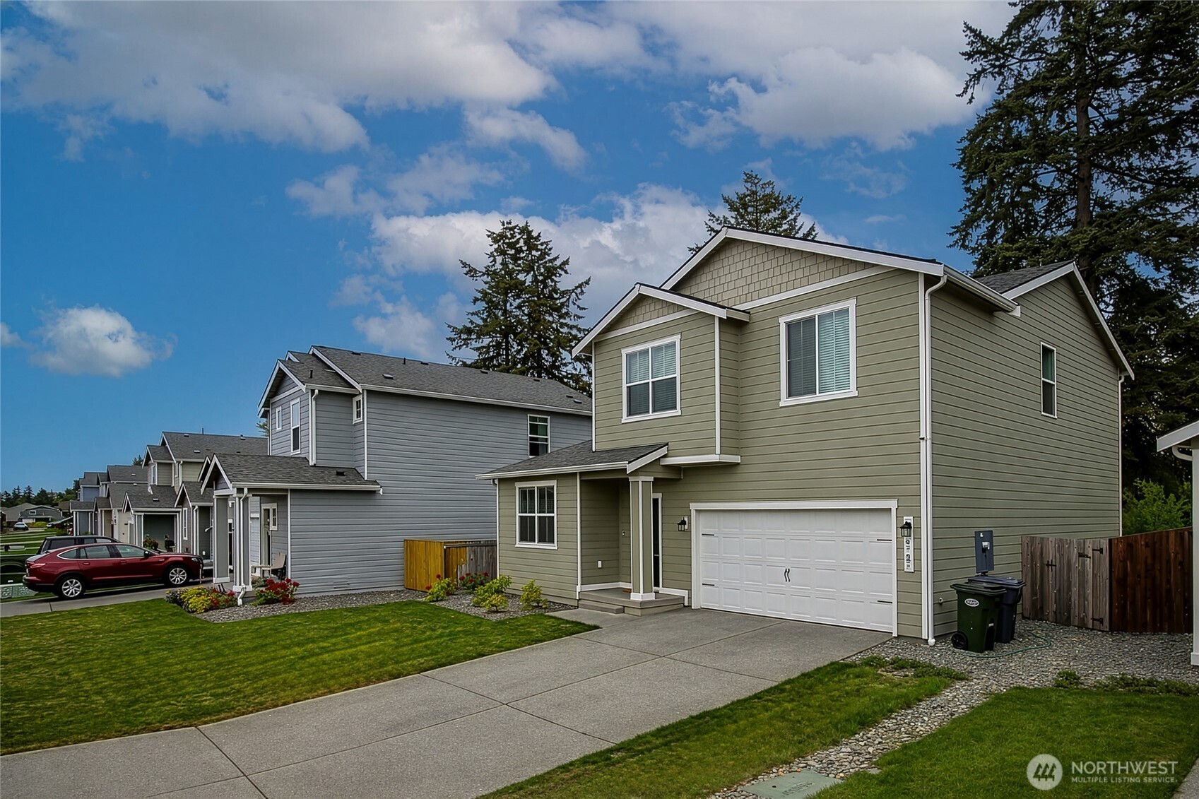 8723 13th Court E