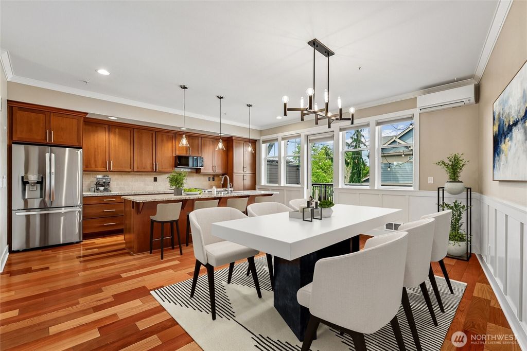 Photo of 1078 NE High Street #10, Issaquah, WA 98029 (MLS # 2547576)