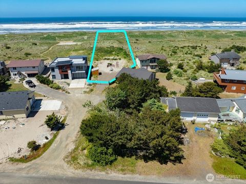 Photo of 34315 G Street, Ocean Park, WA 98640 (MLS # 2468728)