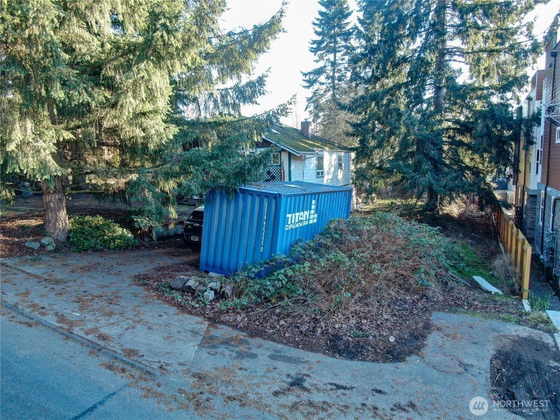 317 N 138th Street