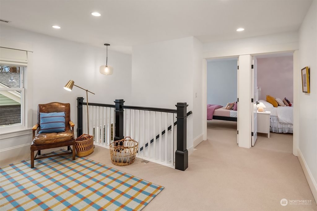 listing image 9368060999127016643