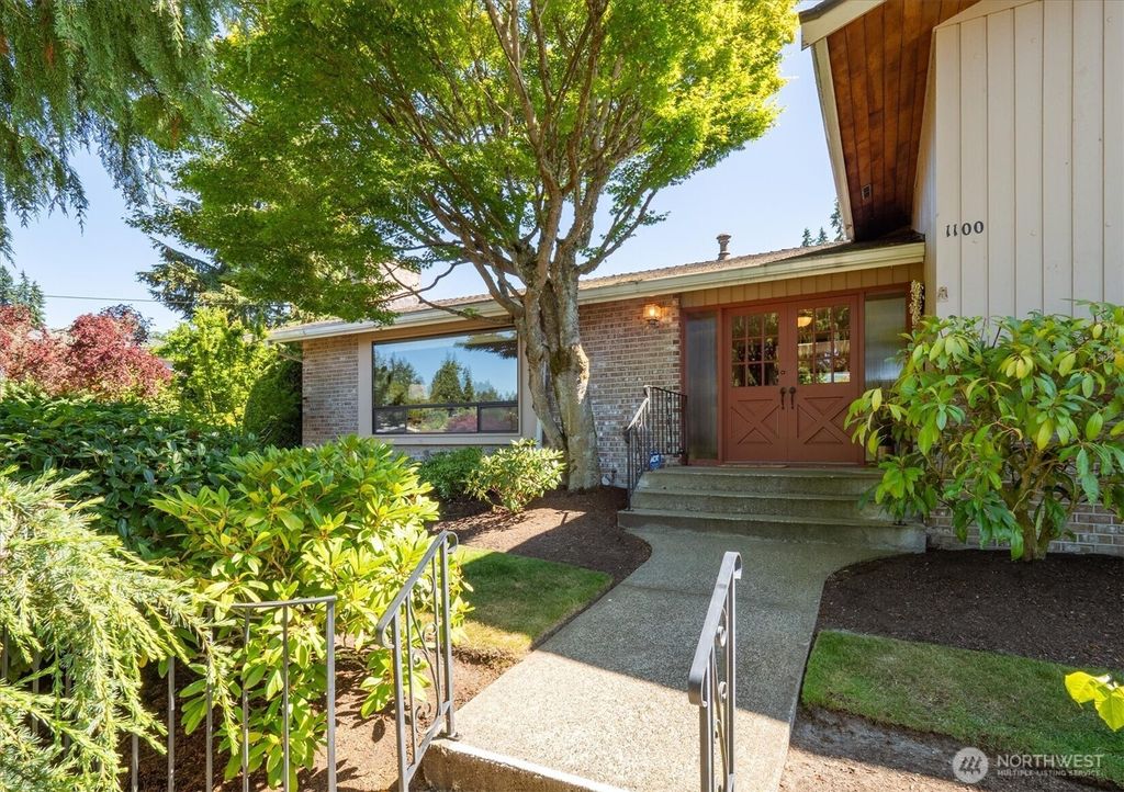 Photo of 1100 Edmonds Street, Edmonds, WA 98020 (MLS # 2413499)