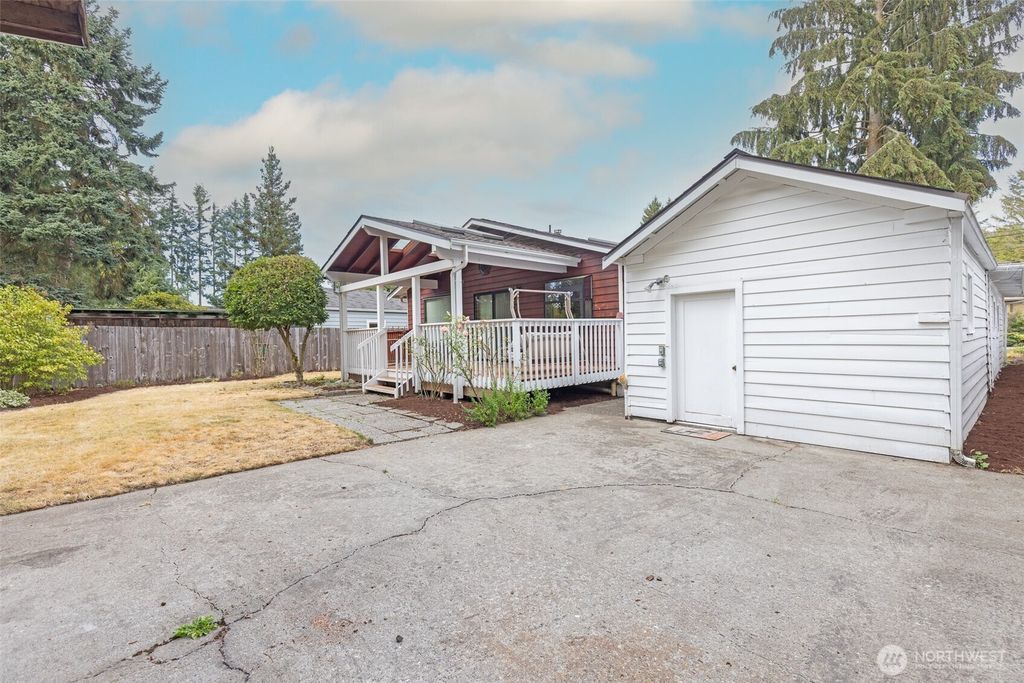 Photo of 1022 Avenue B, Snohomish, WA 98290 (MLS # 2418694)