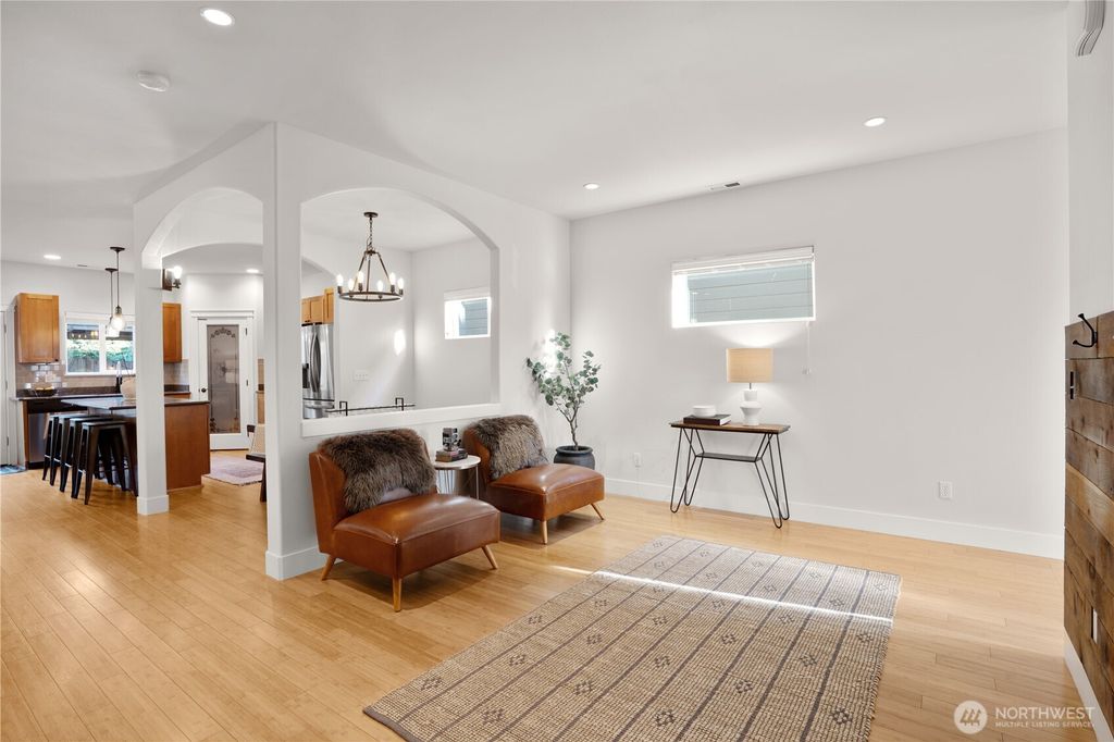 Photo of 2225 107th Avenue SE, Everett, WA 98205 (MLS # 2497500)