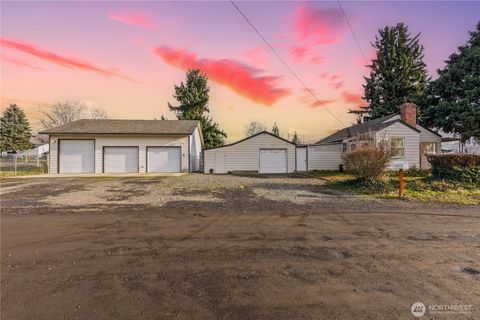 Photo of 2609 Cascade Road, Yakima, WA 98901 (MLS # 2463406)