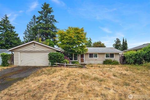 Photo of 23450 27th Avenue S, Des Moines, WA 98198 (MLS # 2555468)