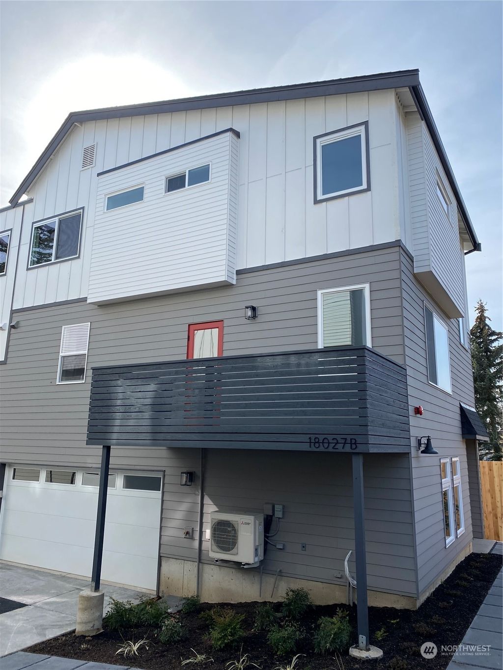 Photo of 18027 B Stone Avenue N, Shoreline, WA 98133 (MLS # 2046028)