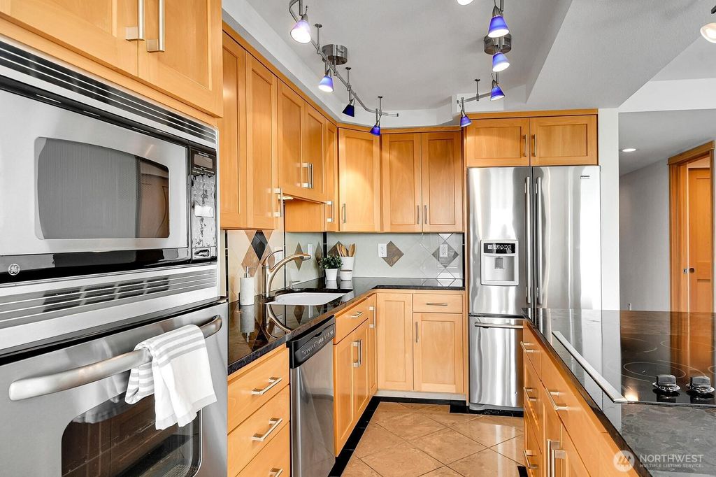 Photo of 1605 5th Avenue N #402, Seattle, WA 98109 (MLS # 2378692)