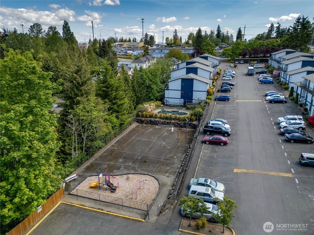 listing image 9364840502280200426