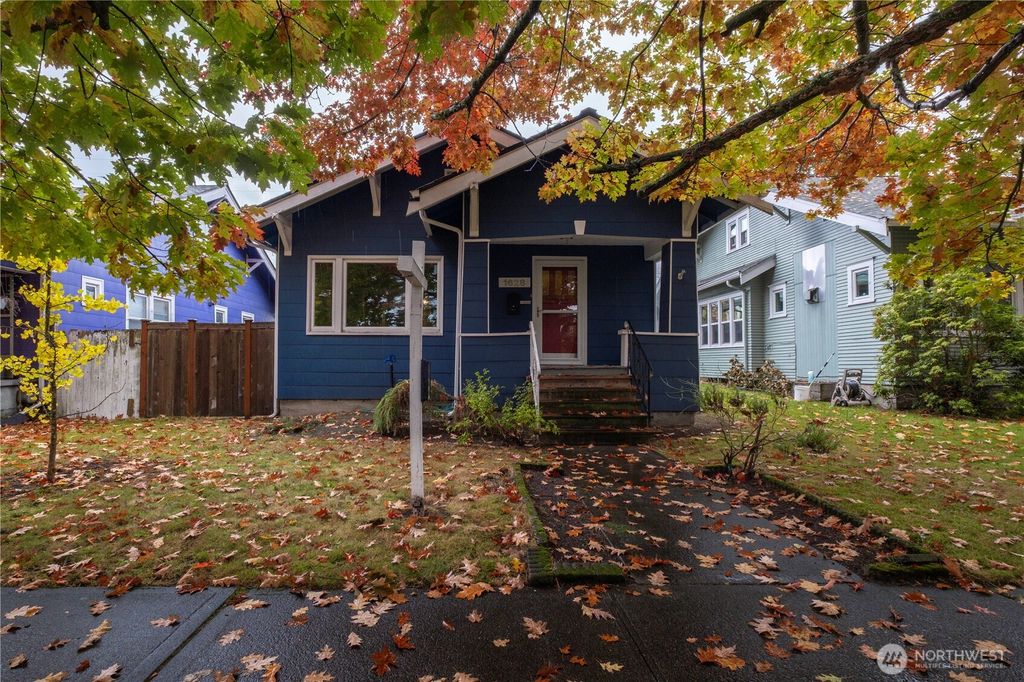Photo of 1628 McDougall Avenue, Everett, WA 98201 (MLS # 2447149)