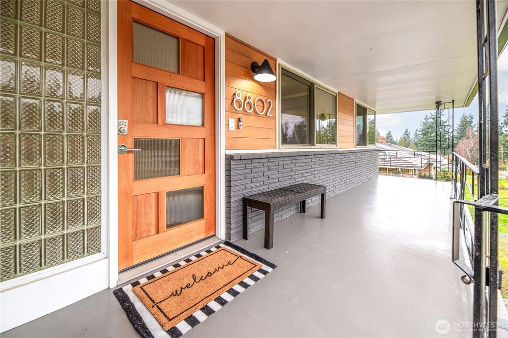 Photo of 8802 Del Campo Drive, Everett, WA 98208 (MLS # 2492294)