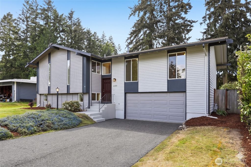 Photo of 2103 168th Ave NE AVE, Bellevue, WA 98008 (MLS # 2527062)