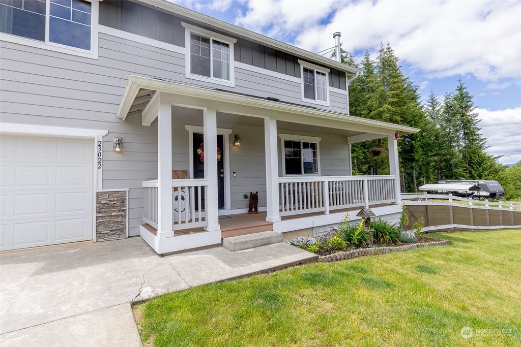 Photo of 23022 14th Street NE, Snohomish, WA 98290 (MLS # 2254449)