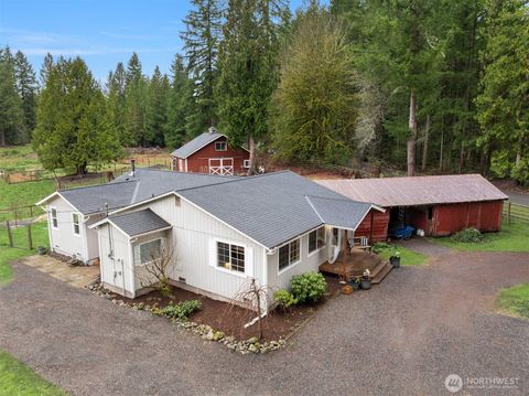 Photo of 11807 322nd Avenue NE, Duvall, WA 98019 (MLS # 2475655)