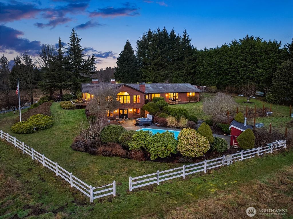 Photo of 7427 147th Avenue SE, Snohomish, WA 98290 (MLS # 2338043)