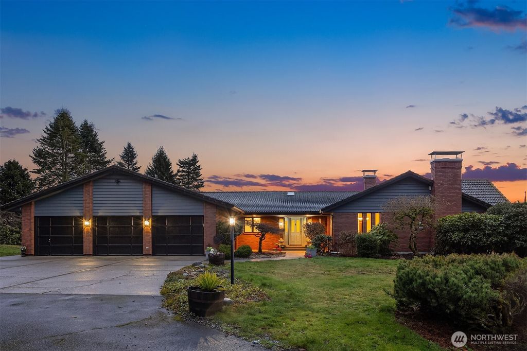 Photo of 7427 147th Avenue SE, Snohomish, WA 98290 (MLS # 2338043)
