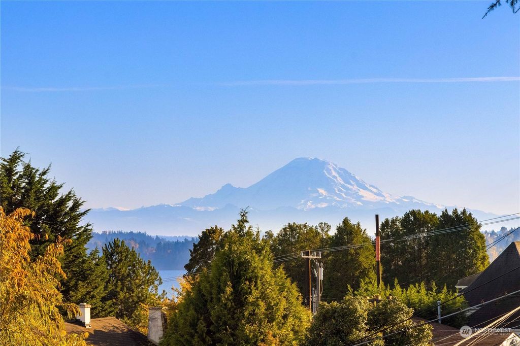 Photo of 1129 Lake Washington Boulevard S, Seattle, WA 98144 (MLS # 2032547)