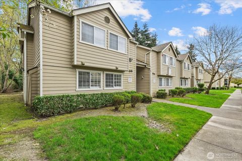 Photo of 1843 S 286th Lane #T101, Federal Way, WA 98003 (MLS # 2508604)