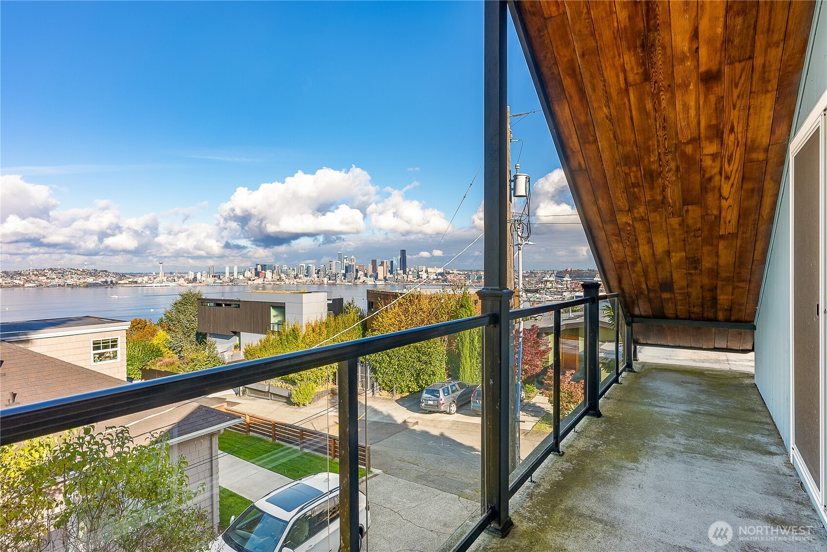 Seattle, Washington 98126, United States, 3 Bedrooms Bedrooms, ,2 BathroomsBathrooms,Residential,Active,142634