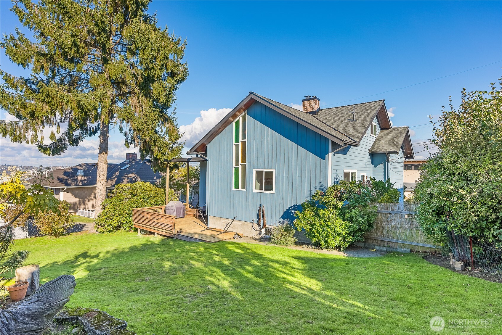 Seattle, Washington 98126, United States, 3 Bedrooms Bedrooms, ,2 BathroomsBathrooms,Residential,Active,142634