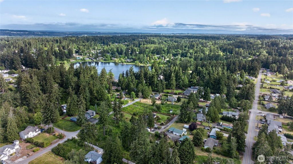 Photo of 37610 47th Avenue S, Auburn, WA 98001 (MLS # 2537383)