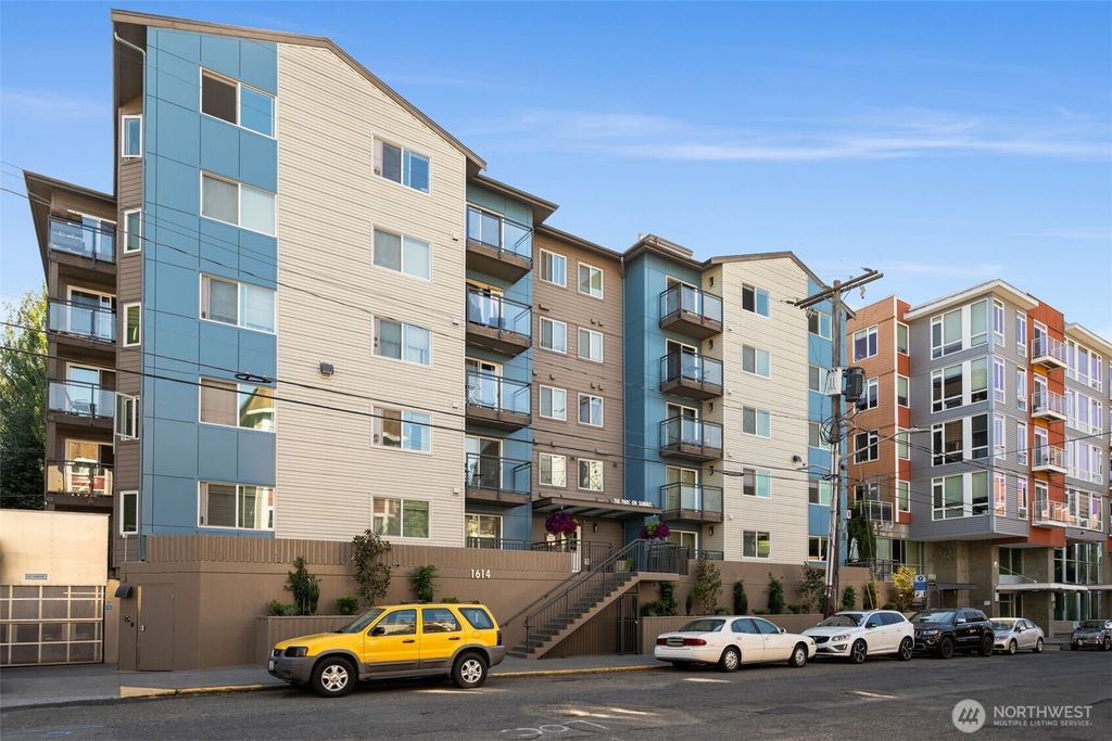 Photo of 1614 Summit Avenue #308, Seattle, WA 98122 (MLS # 2408703)