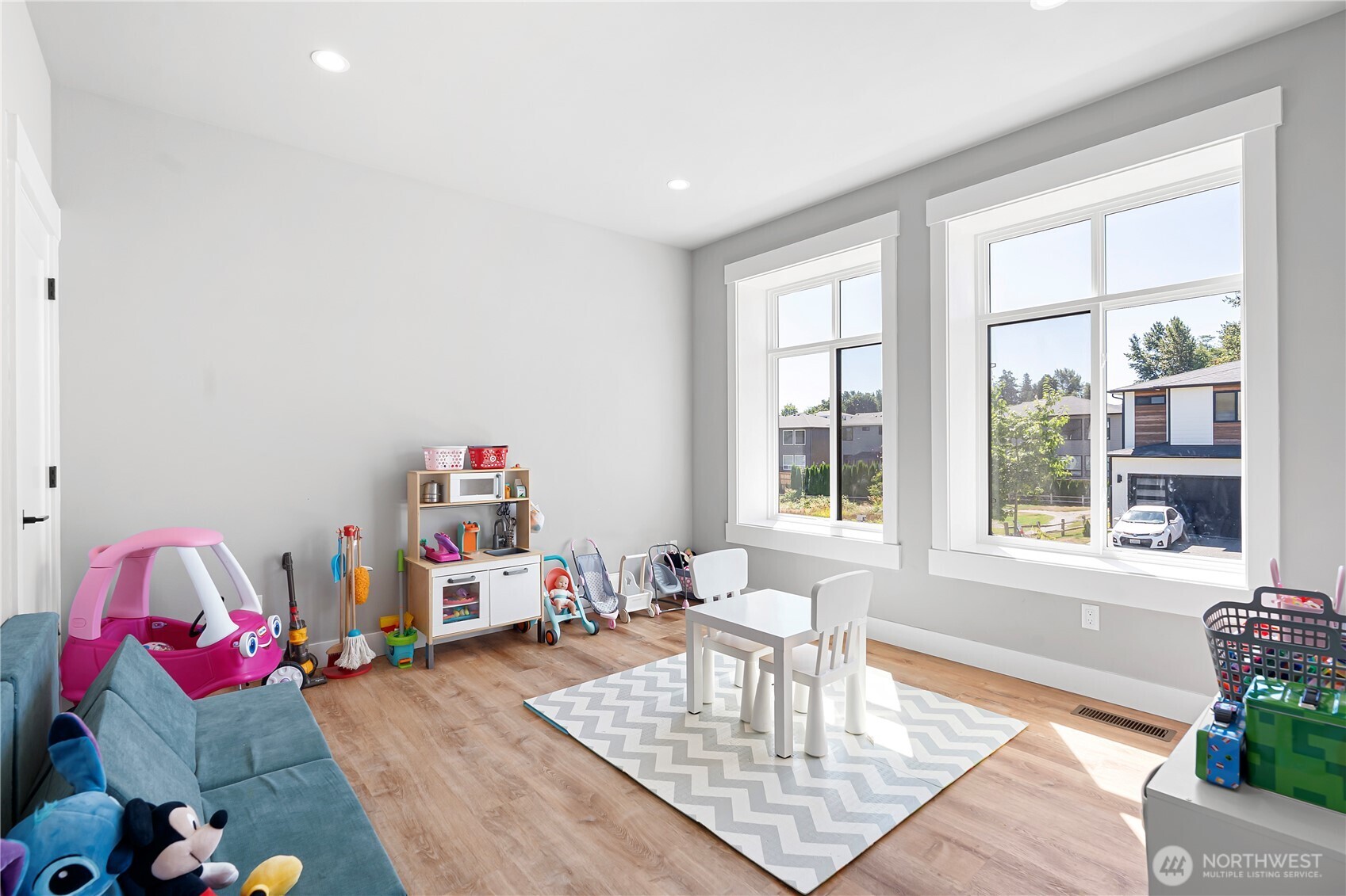 2122 Riverstone Loop